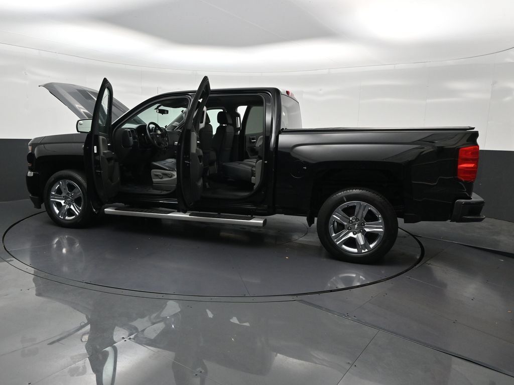 Used 2018 Chevrolet Silverado 1500 Custom RWD image 39