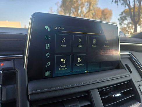 Used 2024 Chevrolet Tahoe LT image 28