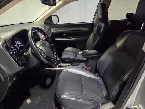 Used 2020 Mitsubishi Outlander SEL image 8