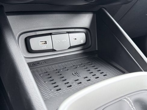 New 2026 Hyundai Venue SEL image 17