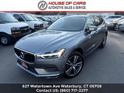 Used 2018 Volvo XC60 T5 Momentum w/ Vision Package AWD/4WD image 1