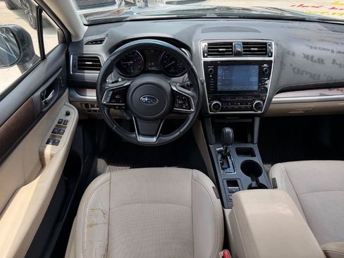 Used 2019 Subaru Outback 2.5i Limited AWD/4WD image 4
