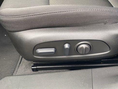 Used 2025 Chevrolet Malibu RS image 16