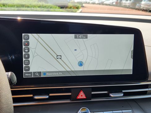 Certified 2024 Hyundai Elantra SEL FWD image 20