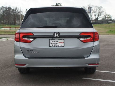 Used 2021 Honda Odyssey EX-L image 3