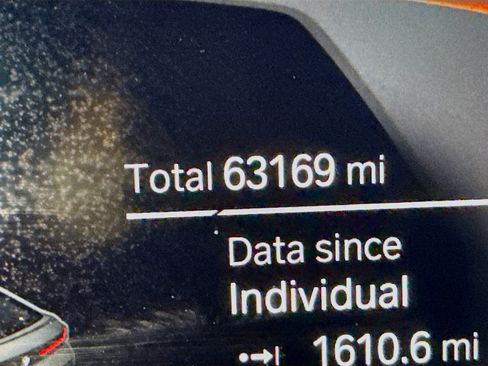 Used 2022 BMW X6 xDrive40i w/ Premium Package image 16