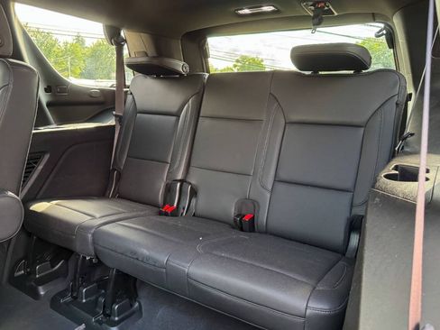 Used 2021 Chevrolet Tahoe LT w/ LT Signature Package AWD/4WD image 21