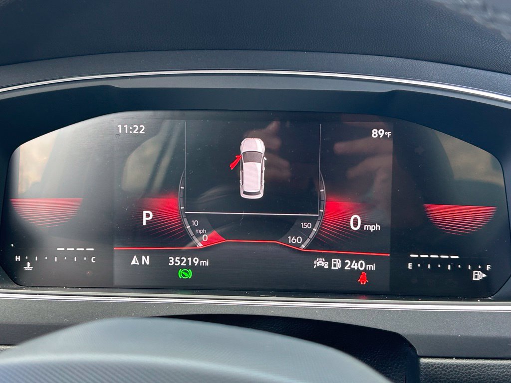 Certified 2024 Volkswagen Tiguan SE R-Line FWD image 26