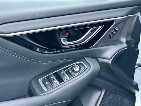 Certified 2025 Subaru Outback Limited w/ Popular Package #2 image 18