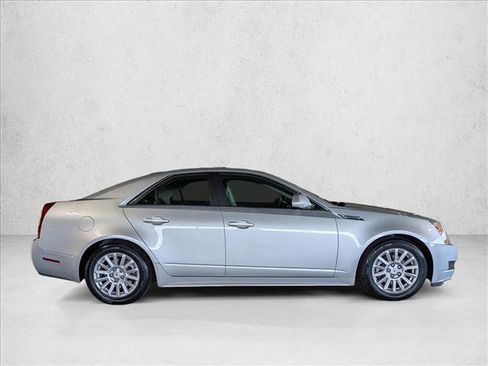 Used 2010 Cadillac CTS Luxury image 4