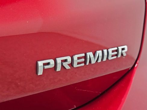 Certified 2022 Chevrolet Equinox Premier FWD image 31