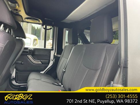 Used 2014 Jeep Wrangler Unlimited Sport AWD/4WD image 20