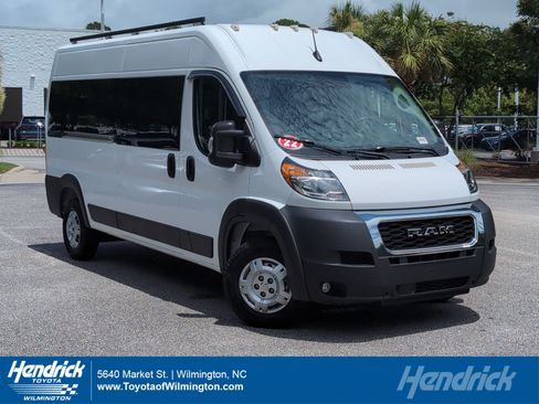 Used 2022 RAM ProMaster 2500 w/ Convenience Group FWD image 1