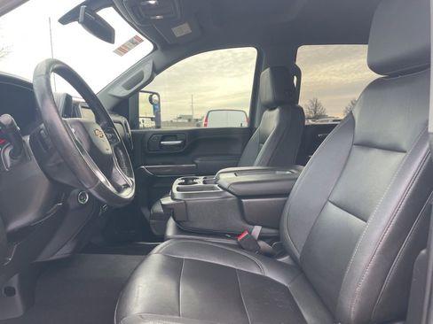 Used 2022 Chevrolet Silverado 2500 LTZ w/ Snow Plow Prep/Camper Package image 21