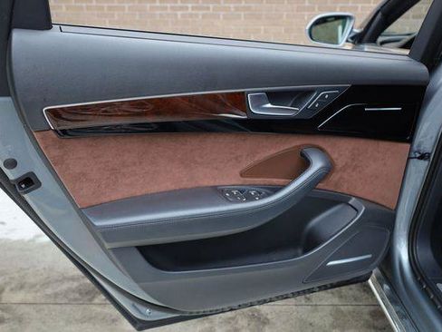 Used 2013 Audi A8 L 3.0T AWD/4WD image 21