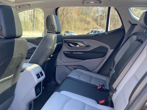 Used 2022 GMC Terrain SLT w/ Tech Package AWD/4WD image 20