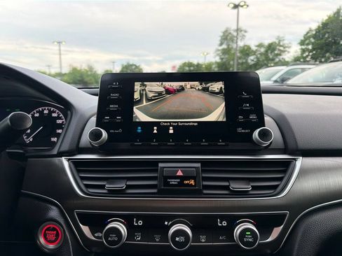 Used 2020 Honda Accord LX image 29
