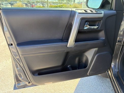 Used 2023 Toyota 4Runner SR5 image 17