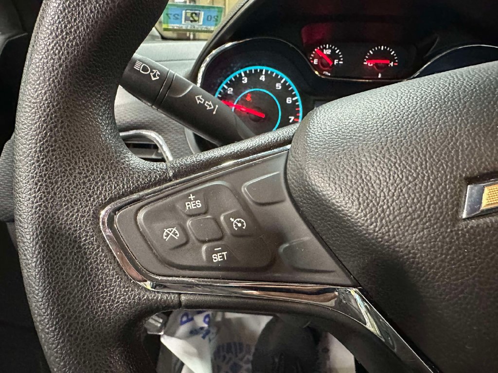 Used 2018 Chevrolet Cruze LT w/ Convenience Package FWD image 29