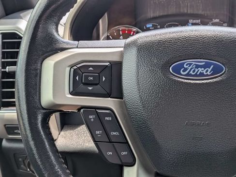 Used 2022 Ford F250 Lariat w/ Chrome Package AWD/4WD image 21