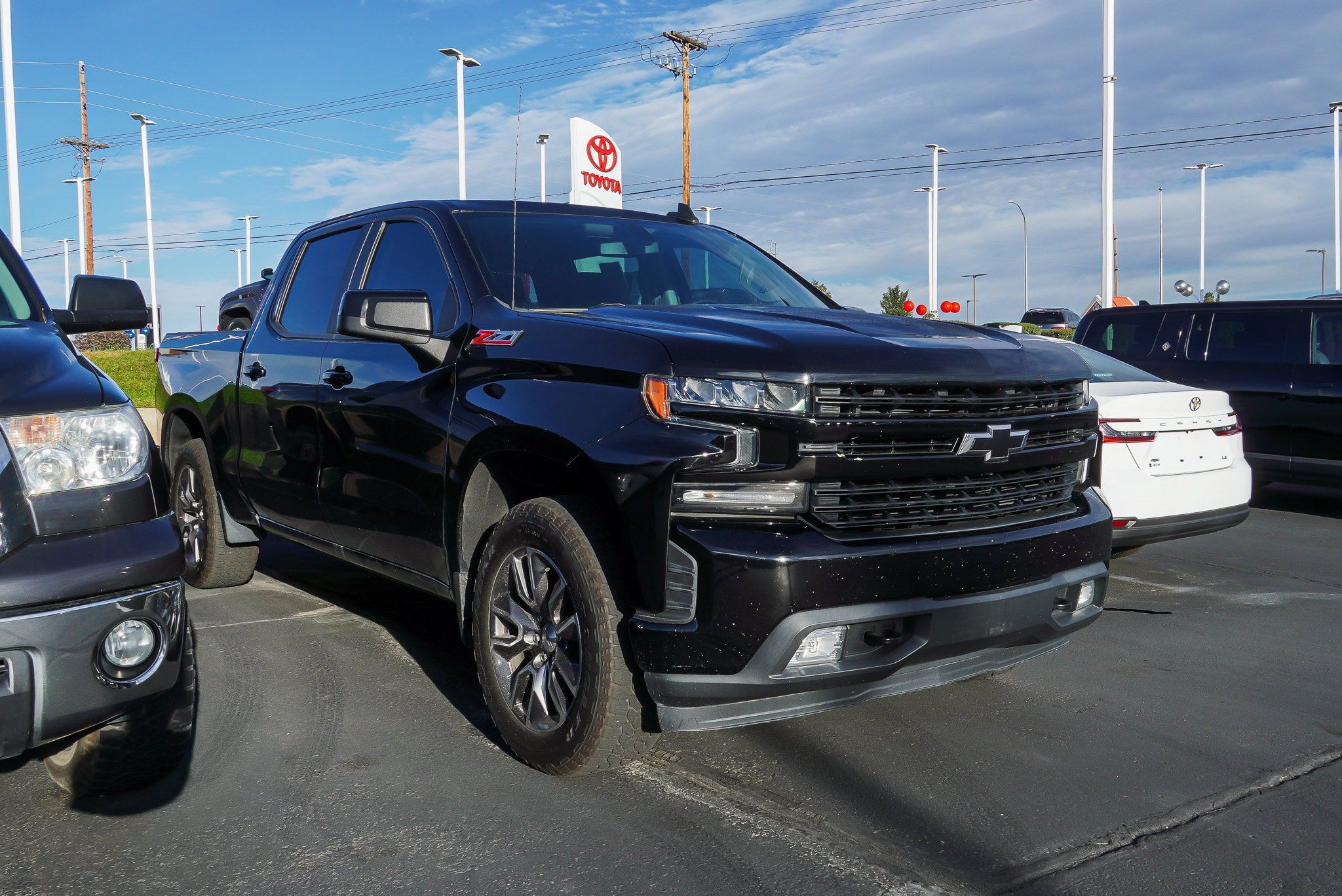Used 2020 Chevrolet Silverado 1500 RST AWD/4WD image 2
