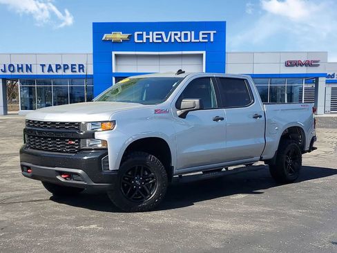 Used 2020 Chevrolet Silverado 1500 Custom Trail Boss w/ Custom Convenience Package AWD/4WD image 1