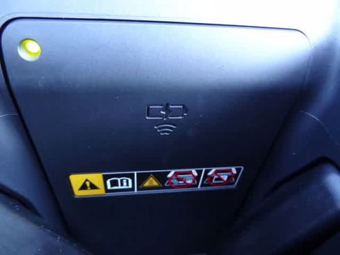 Used 2025 Toyota Crown Signia AWD/4WD image 32