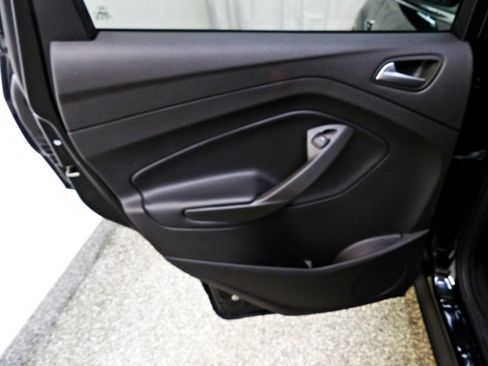 Used 2018 Ford Escape SE AWD/4WD image 9