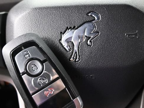 Used 2023 Ford Bronco Badlands AWD/4WD image 34