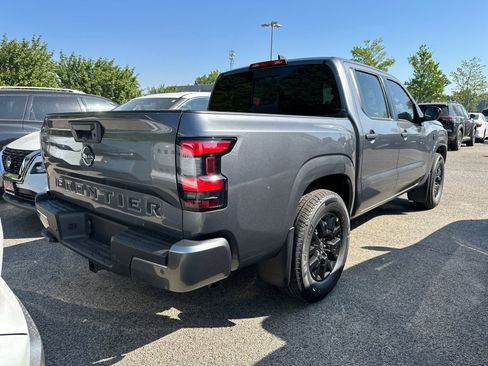 New 2026 Nissan Frontier SV w/ Tow Package RWD image 4