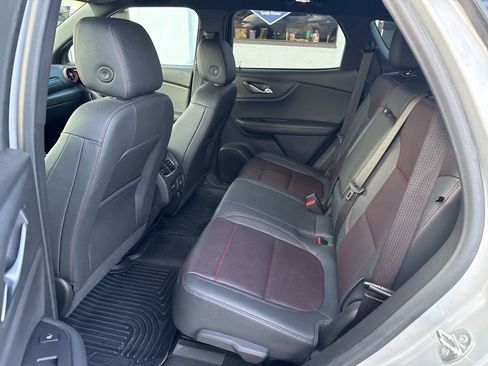 Used 2022 Chevrolet Blazer RS w/ Enhanced Convenience Package image 29