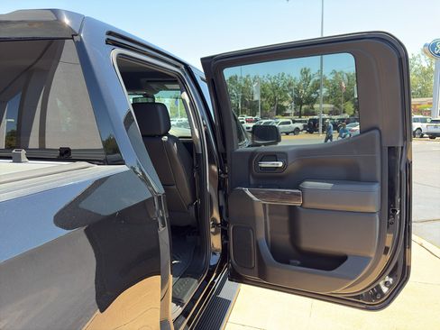 Used 2022 Chevrolet Silverado 1500 LTZ AWD/4WD image 21