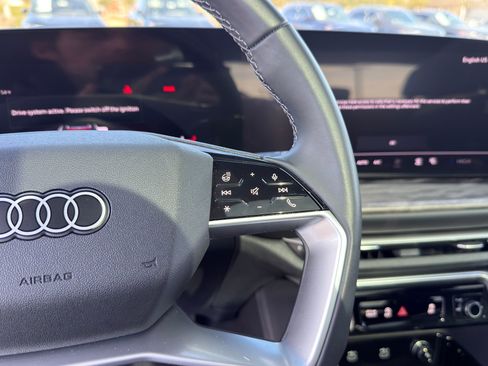 Certified 2025 Audi Q5 Premium Plus w/ Premium Plus image 17