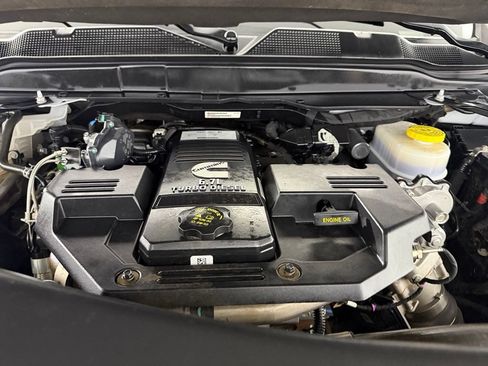 Used 2024 RAM 2500 Laramie w/ Safety Group AWD/4WD image 35