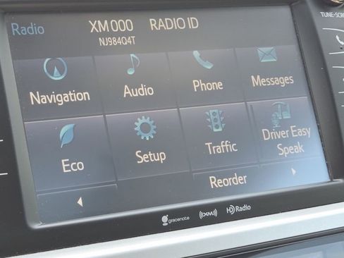 Used 2019 Toyota Highlander SE AWD/4WD image 23