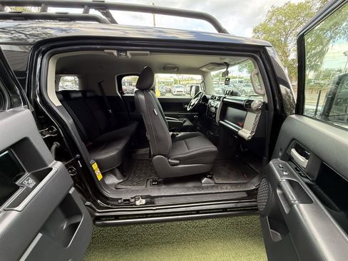 Used 2007 Toyota FJ Cruiser 4WD image 18