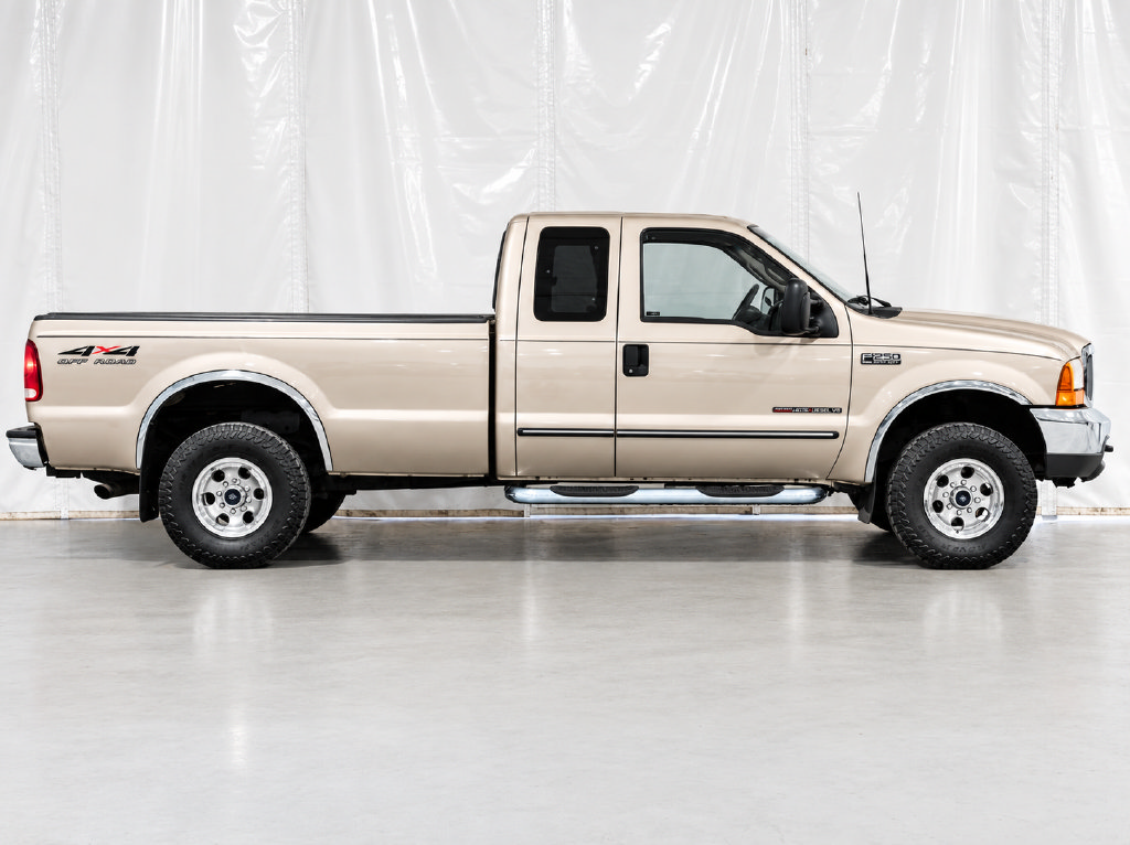Used 1999 Ford F250 4x4 SuperCab Super Duty image 7