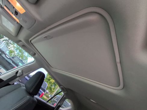 Certified 2018 Toyota RAV4 XLE FWD image 19