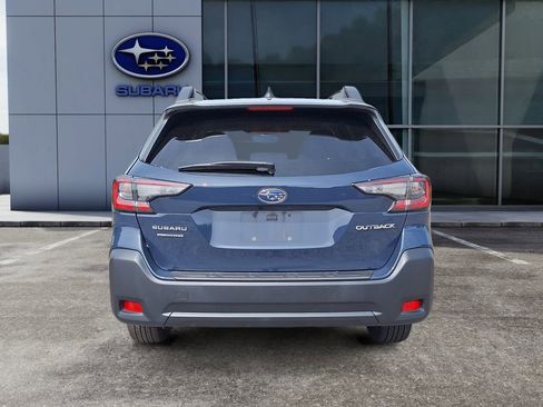 Used 2024 Subaru Outback Premium image 5