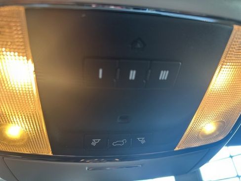 Used 2016 Dodge Durango Limited w/ Nav & Power Liftgate Group image 29