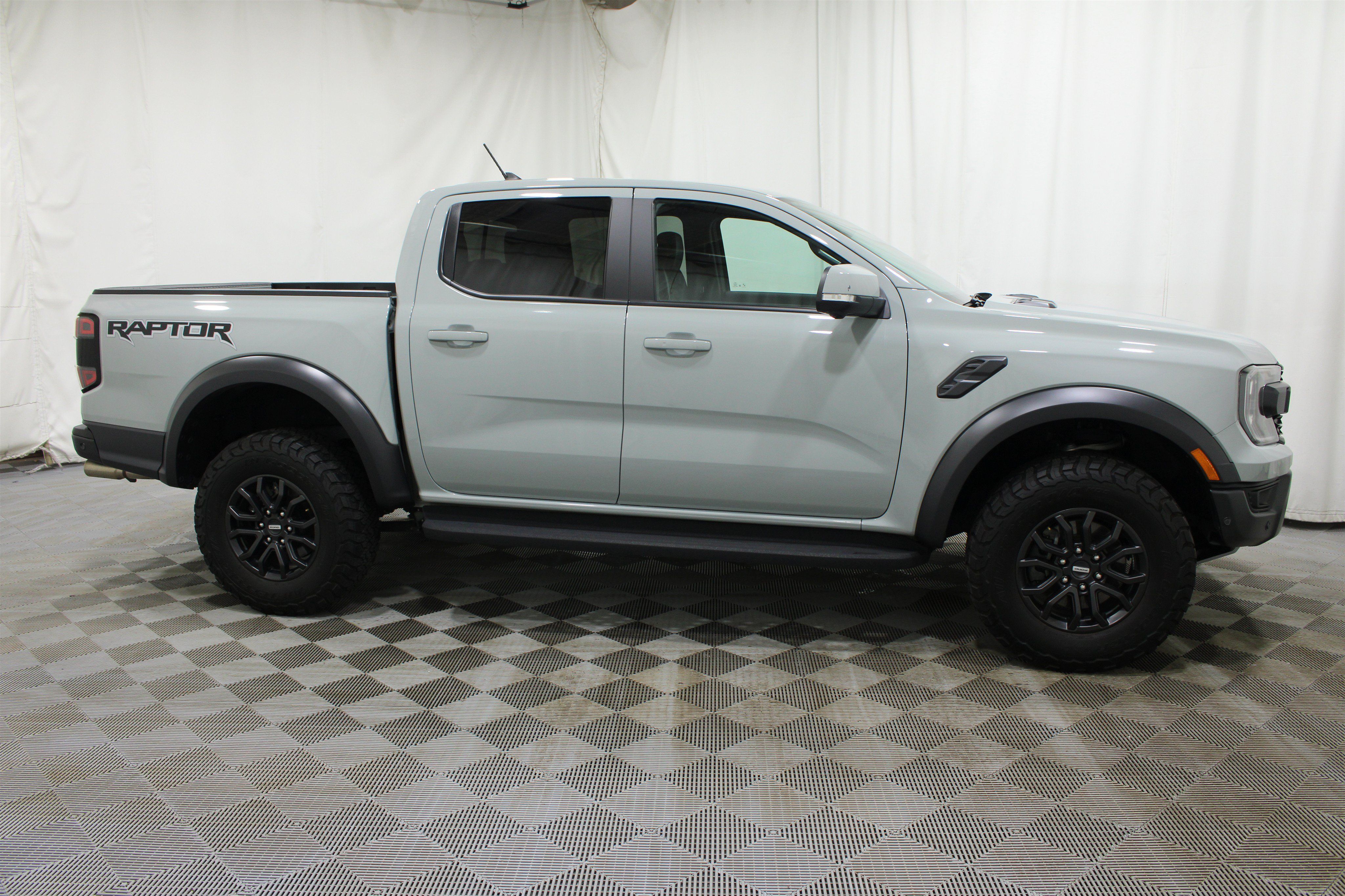 Used 2024 Ford Ranger Raptor AWD/4WD image 32