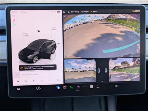 Used 2022 Tesla Model Y Long Range image 15