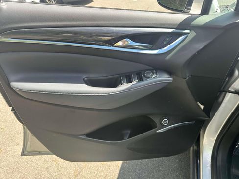 Used 2022 Buick Enclave Essence w/ Experience Buick Package image 17