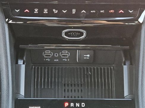 New 2026 Jeep Grand Cherokee Limited AWD/4WD image 13