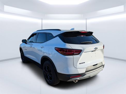 New 2026 Chevrolet Blazer LT image 5