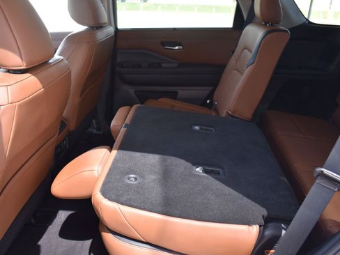 Used 2025 Nissan Pathfinder Platinum w/ Cargo Package FWD image 56