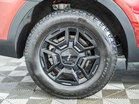 Used 2024 Kia Sorento SX Prestige image 19