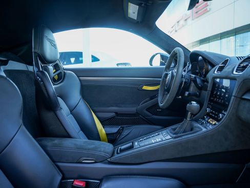 Certified 2023 Porsche 718 Cayman GT4 RS image 25