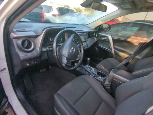 Used 2017 Toyota RAV4 XLE FWD image 7