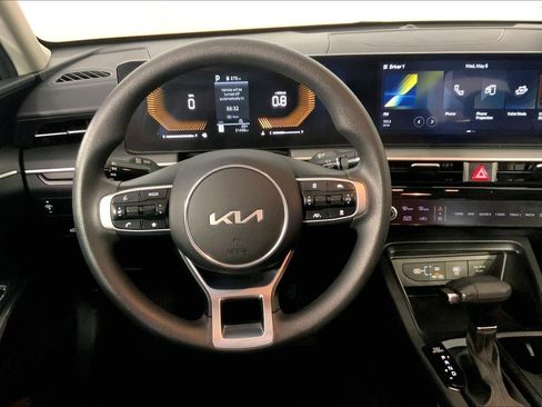 Certified 2025 Kia K5 LXS FWD image 5